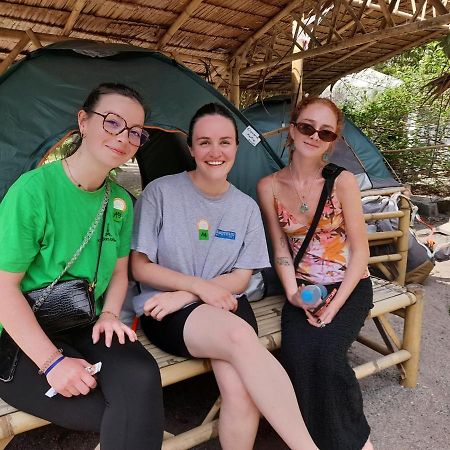Ganja Gardens Camping Hotel Ban Nua Екстериор снимка
